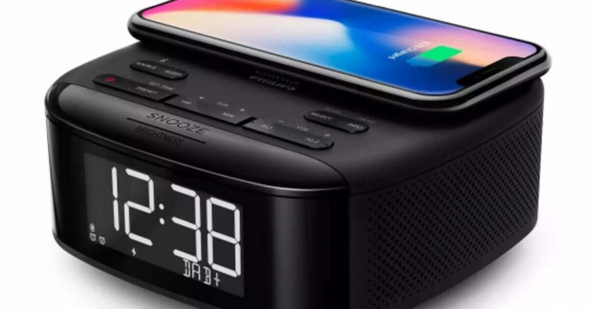 Philips Clock Radio DAB+ Bluetooth, with wireless phone charger