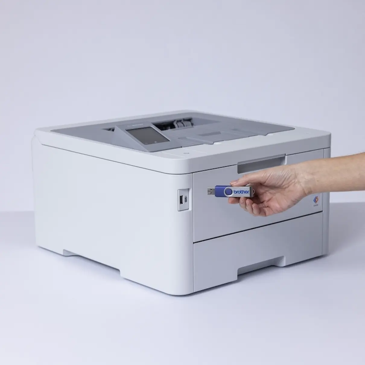 Brother HL-L8240CDW plug in usb and print